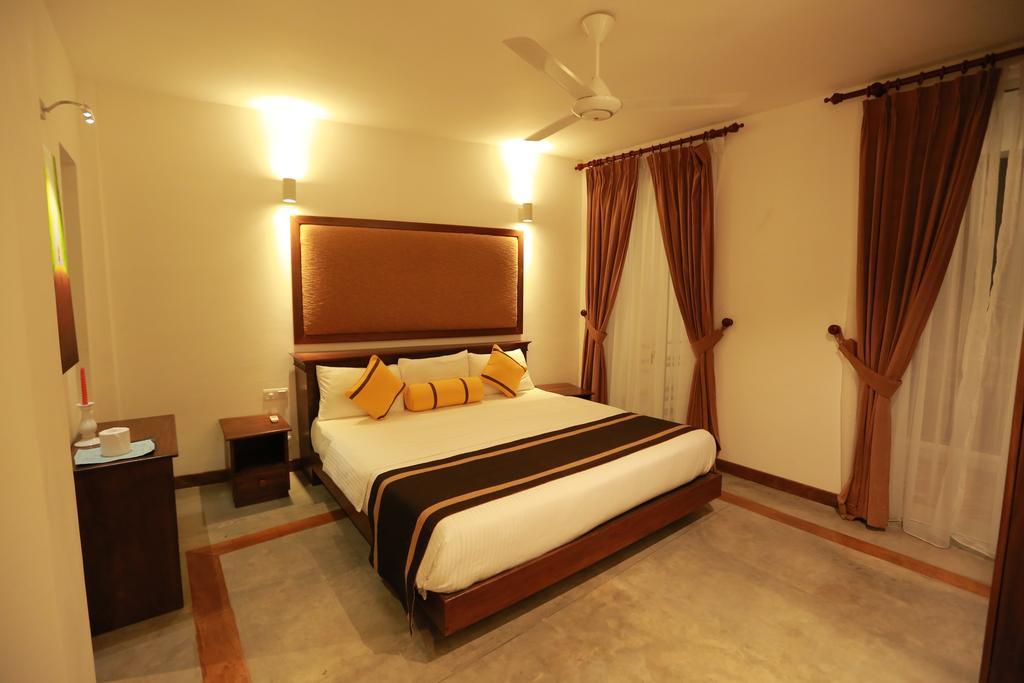 Refresh Hotel Hikkaduwa Kamer foto