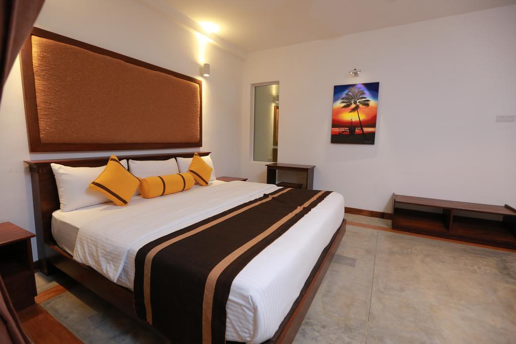 Refresh Hotel Hikkaduwa Kamer foto