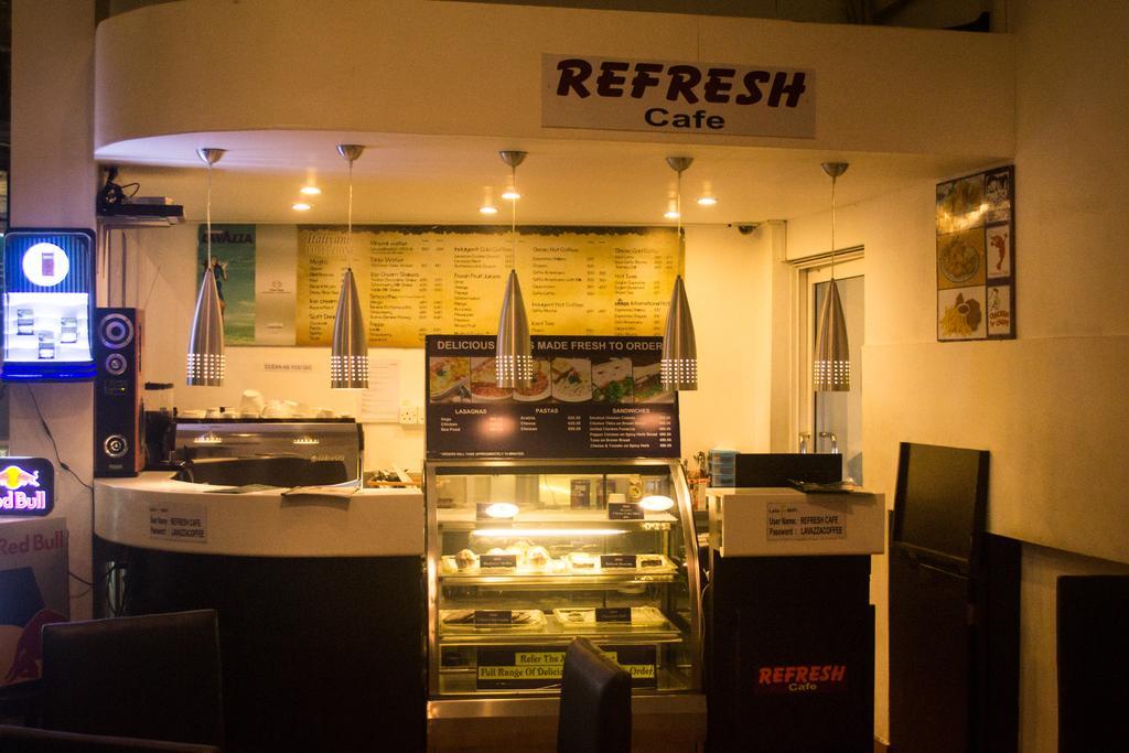 Refresh Hotel Hikkaduwa Buitenkant foto