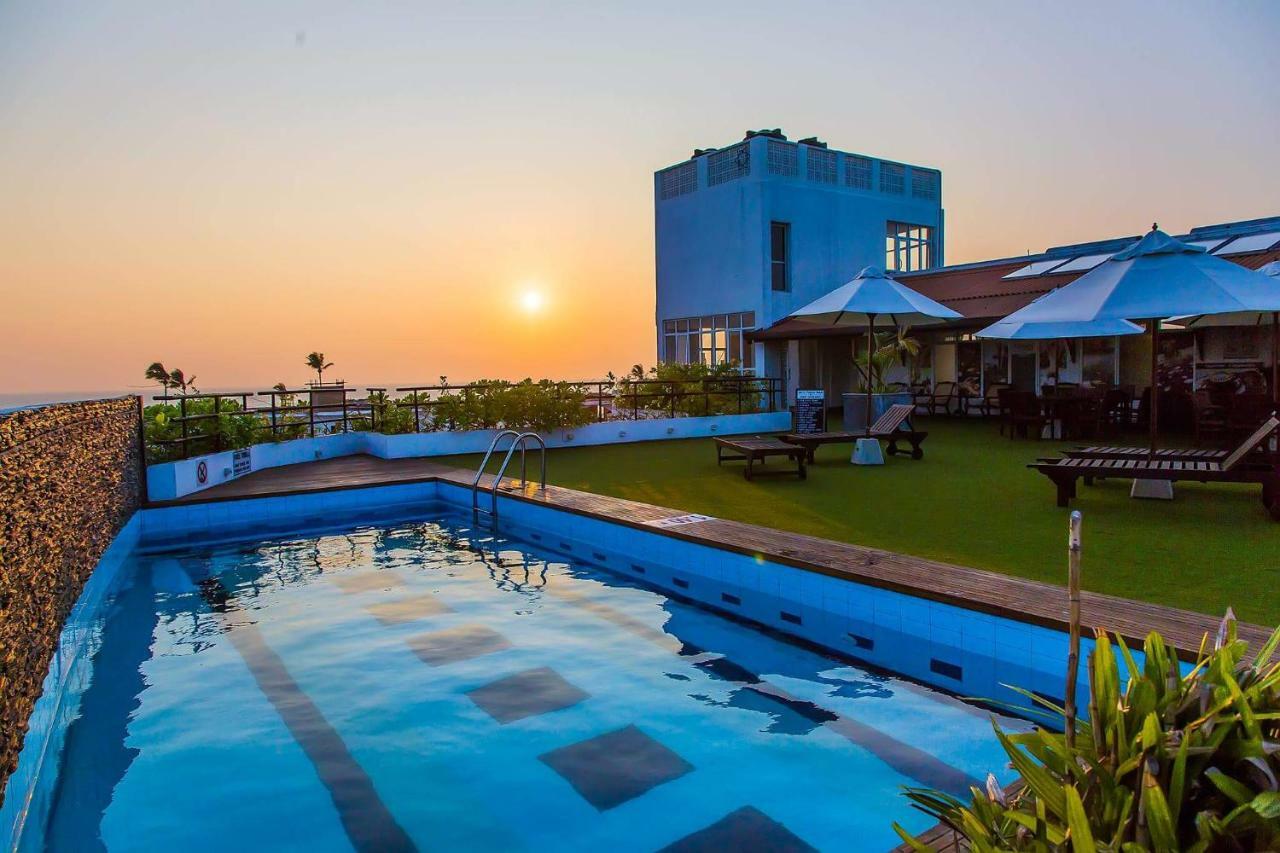 Refresh Hotel Hikkaduwa Buitenkant foto